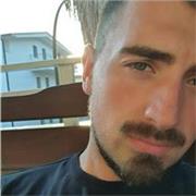 Psicologia e pedagogia ai ragazzi di medie e licei, e anche varie materia di psicologia a chi è alla triennale in psicologia